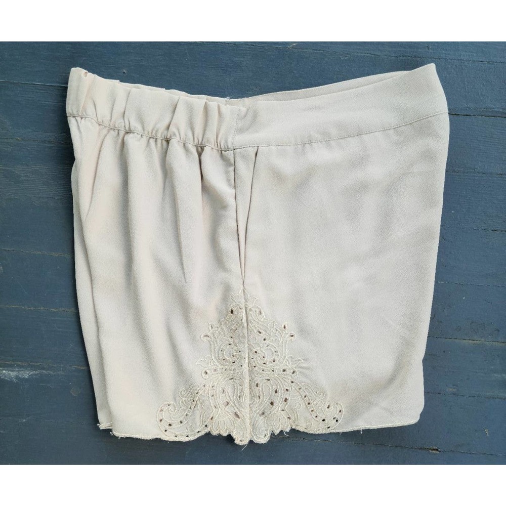 KAARI Blue Embroidered Kakhi Shorts Medium